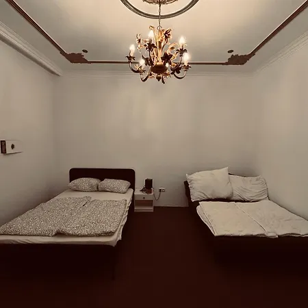 Honor-house *