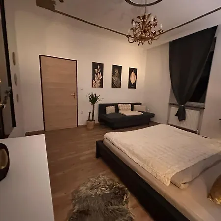 Lägenhet Honor-house