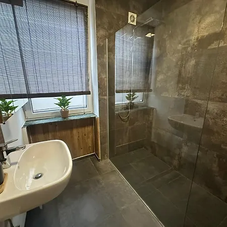 Honor-house Lejlighed *